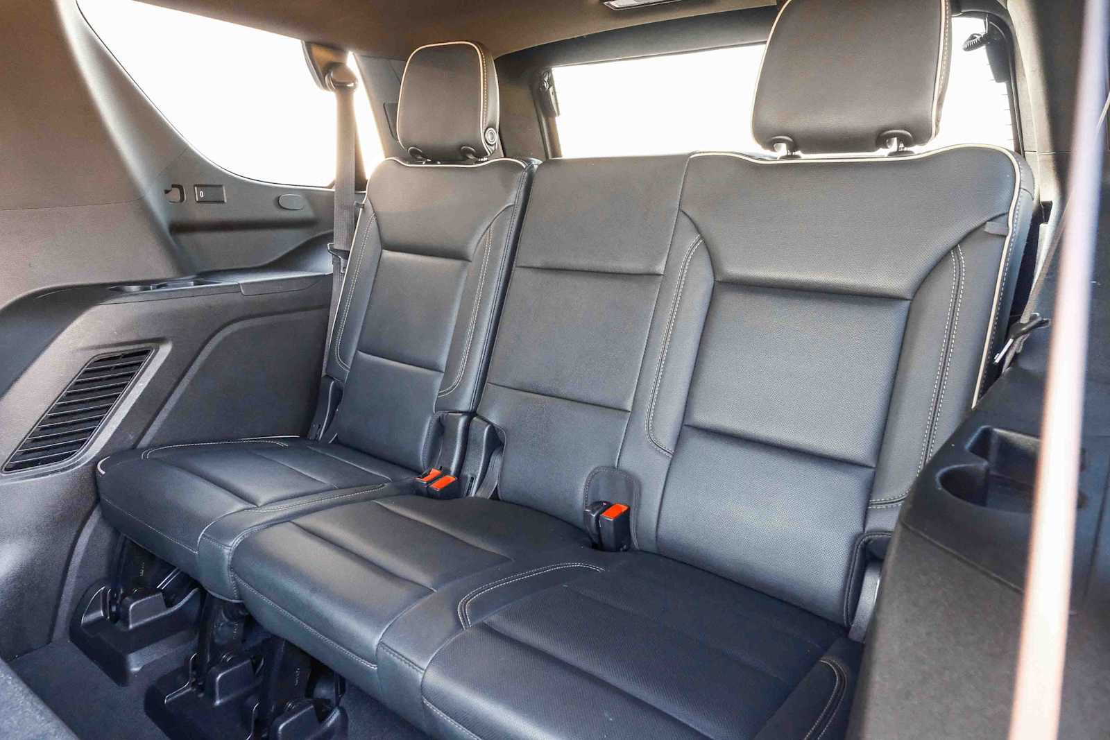 Used 2021 GMC Yukon SLT RWD image 20