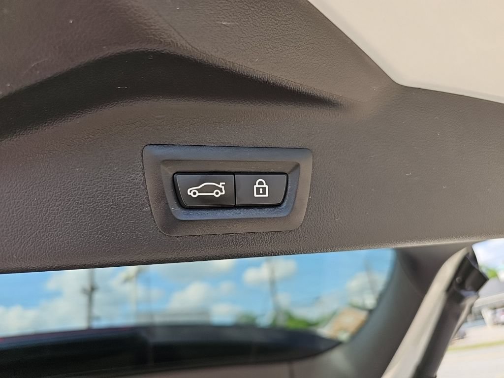 Used 2021 BMW X5 xDrive40i w/ Convenience Package AWD/4WD image 25
