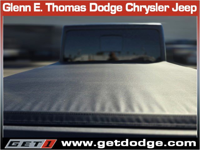 Certified 2023 Jeep Gladiator Willys image 11