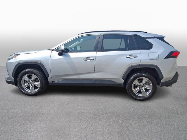 Used 2024 Toyota RAV4 XLE AWD/4WD image 7