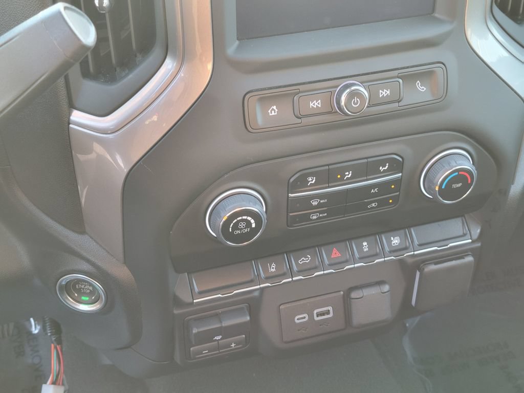 Certified 2025 Chevrolet Silverado 2500 Custom w/ Custom Convenience Package AWD/4WD image 17