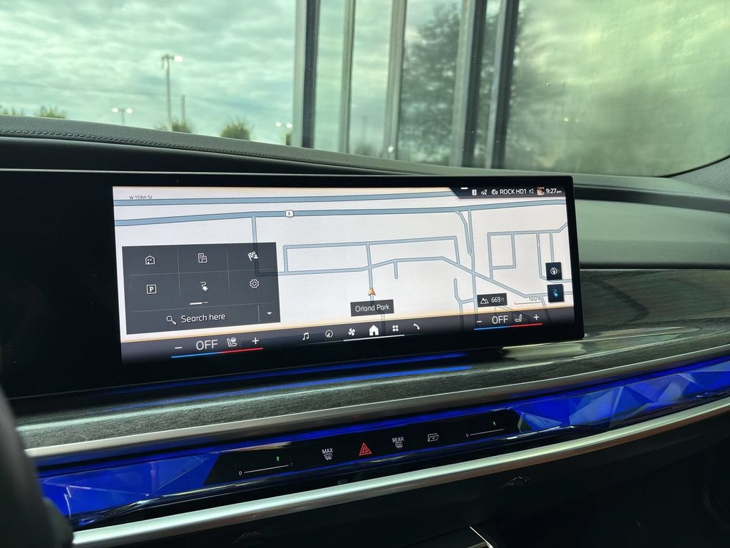 Certified 2024 BMW i7 eDrive50 RWD image 13