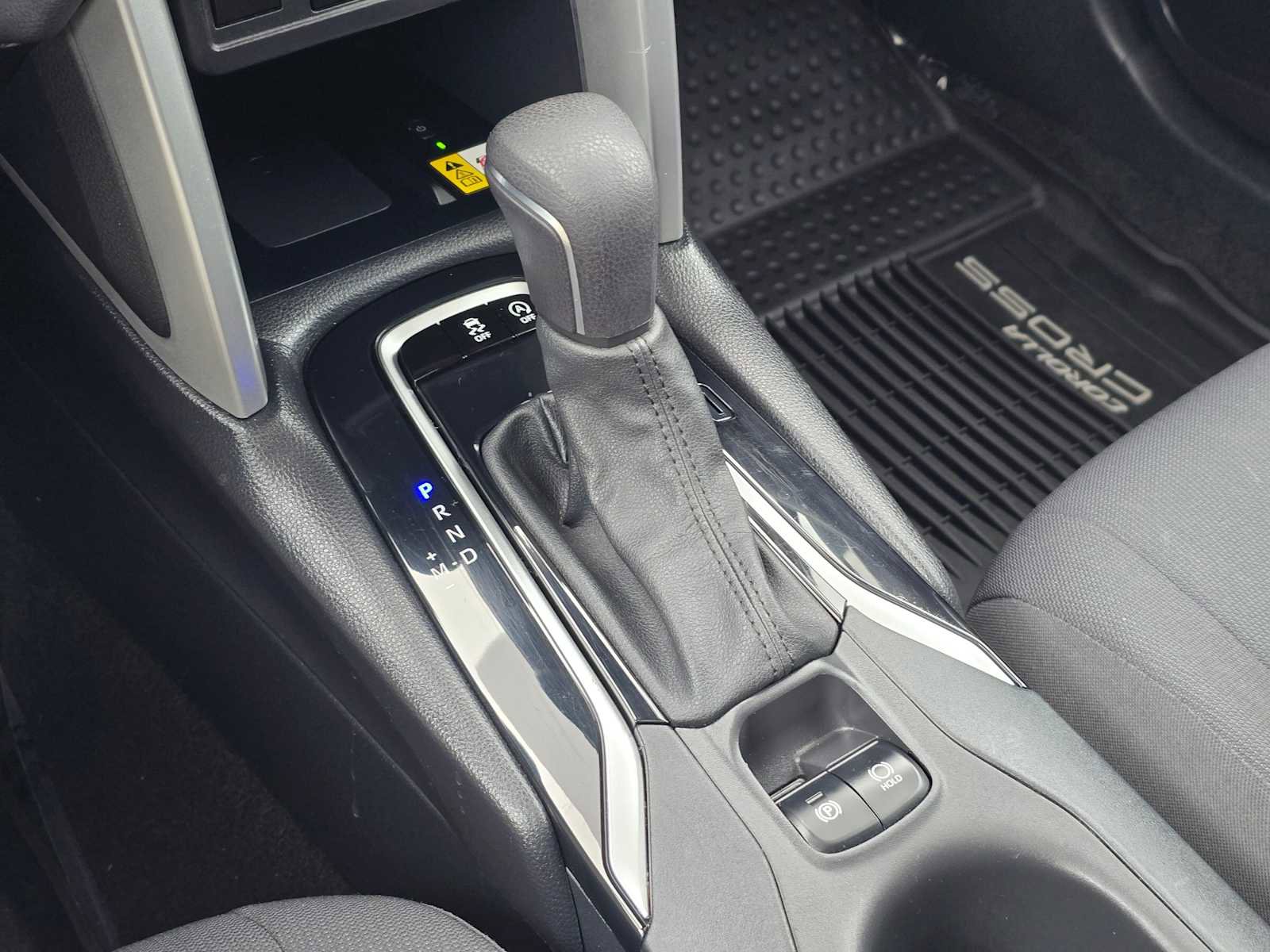 Certified 2023 Toyota Corolla Cross LE w/ Moonroof Package image 26