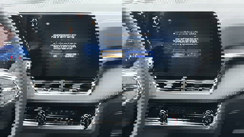 New 2026 Chevrolet Equinox LT image 18