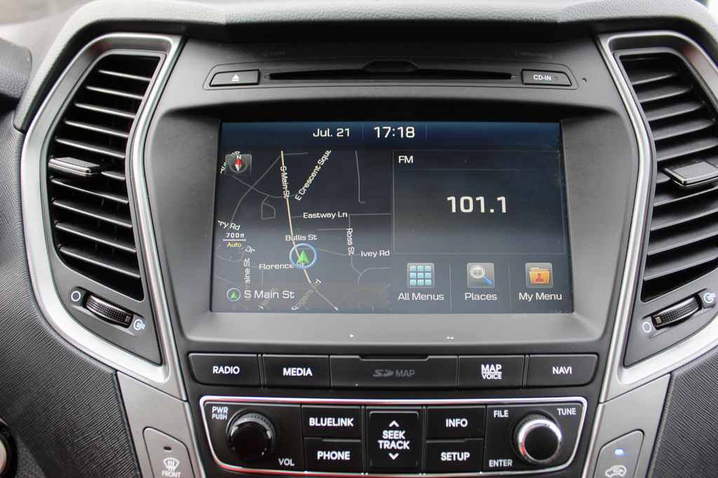 Used 2017 Hyundai Santa Fe Sport FWD image 21