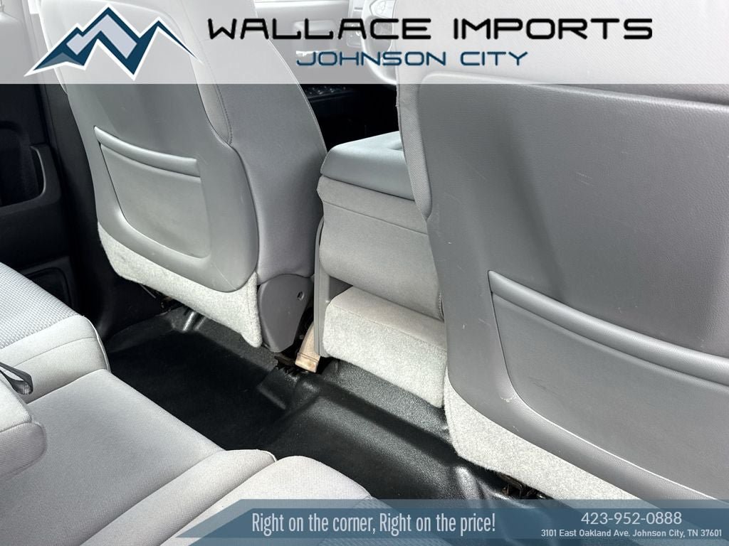 Used 2015 Chevrolet Silverado 3500 W/T AWD/4WD image 28