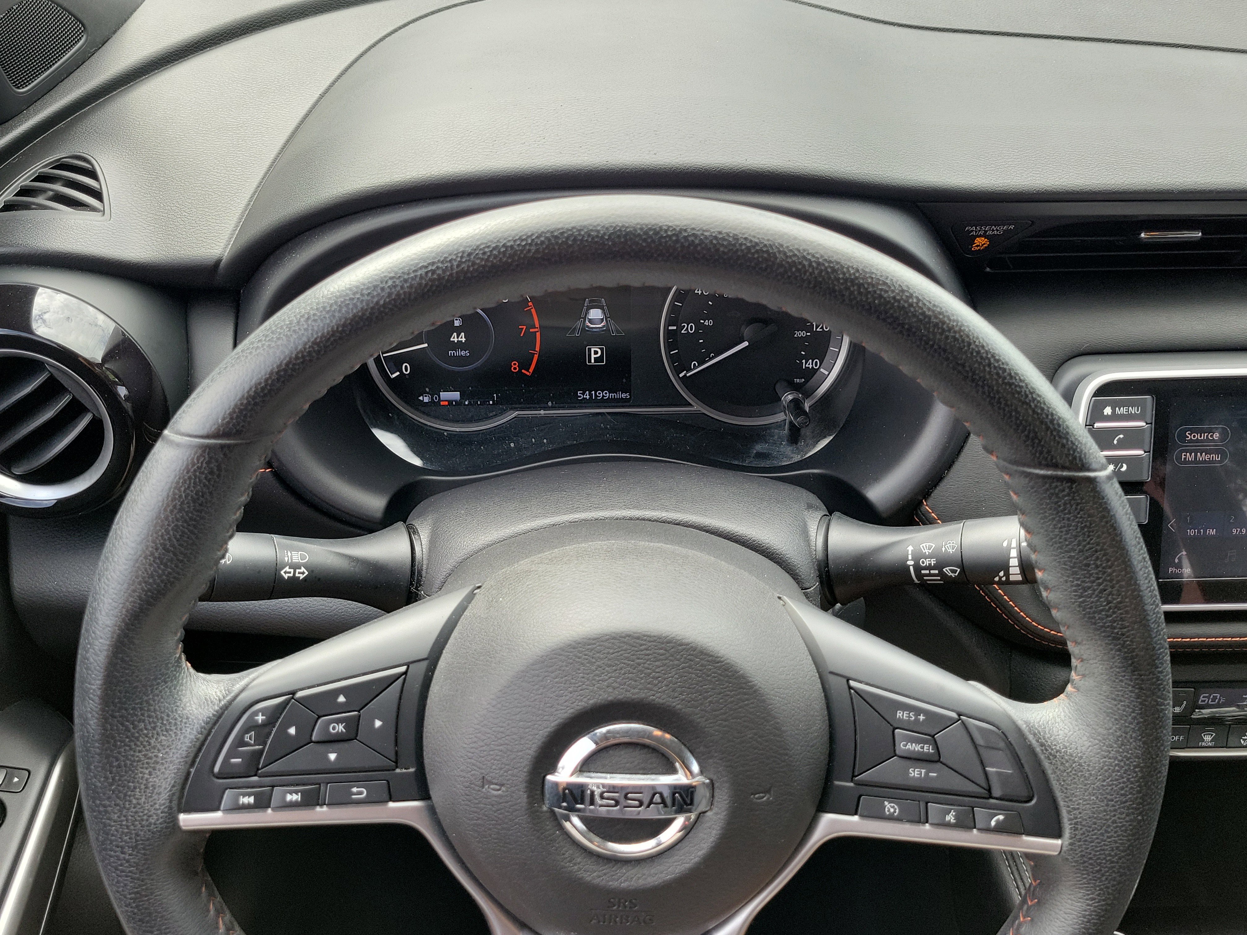 Used 2020 Nissan Kicks SR w/ SR Premium Package FWD image 21
