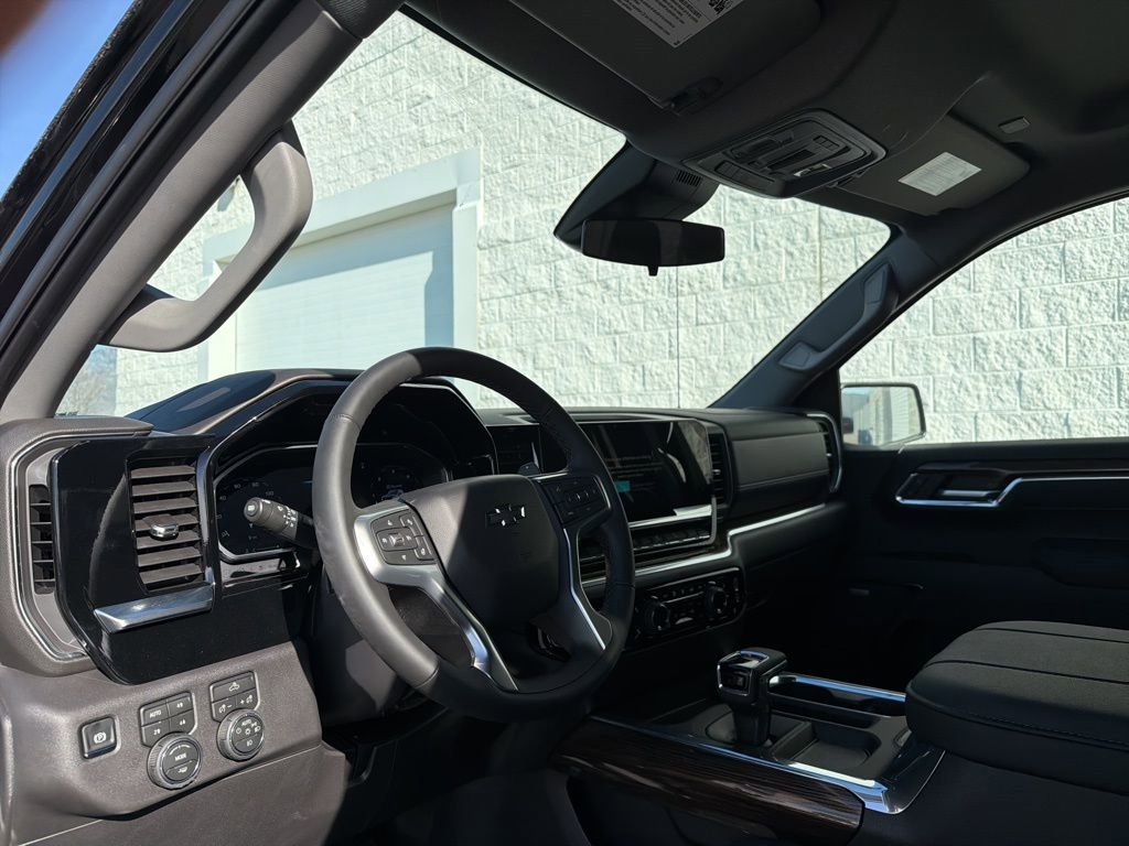 New 2026 Chevrolet Silverado 1500 LT Trail Boss w/ Convenience Package II image 9