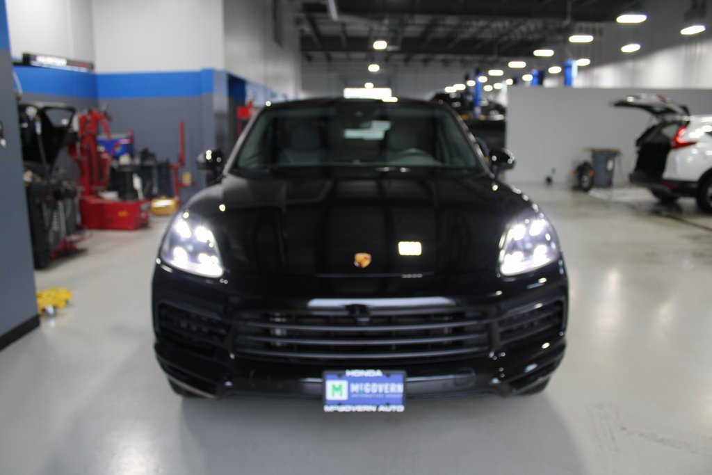 Used 2023 Porsche Cayenne S image 3