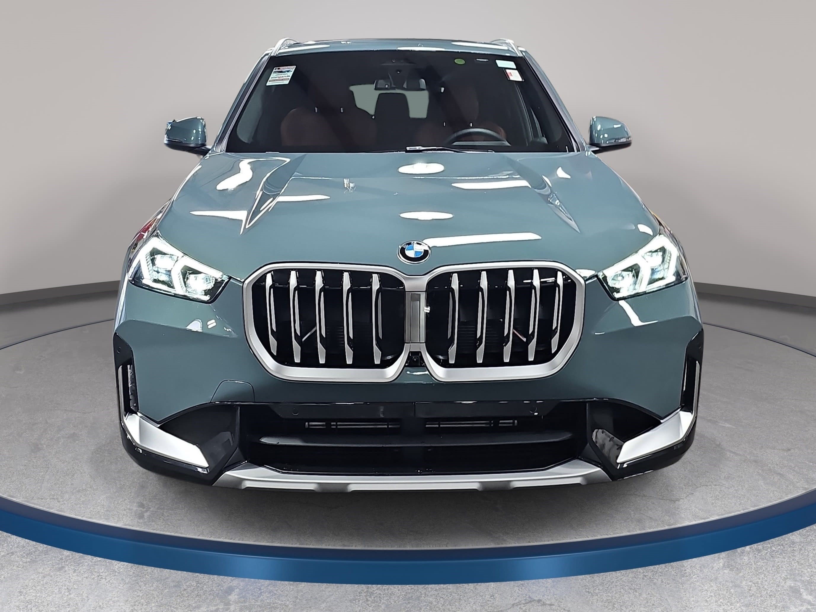 New 2026 BMW X1 xDrive28i w/ Technology Package AWD/4WD image 2
