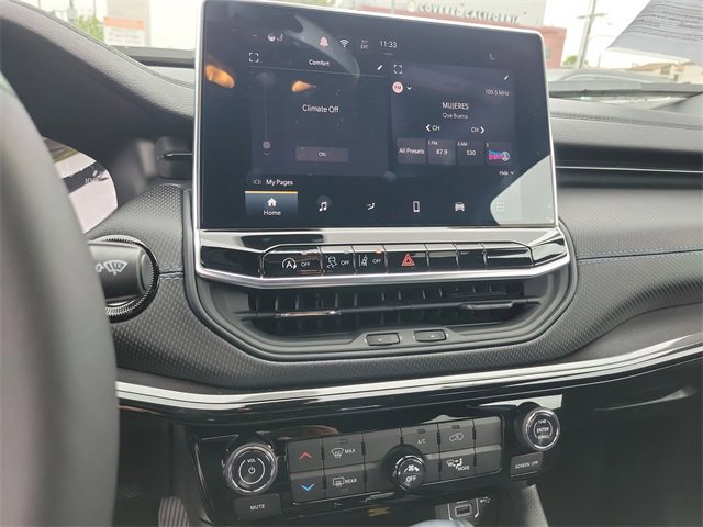 New 2025 Jeep Compass Latitude w/ Altitude Special Edition image 25