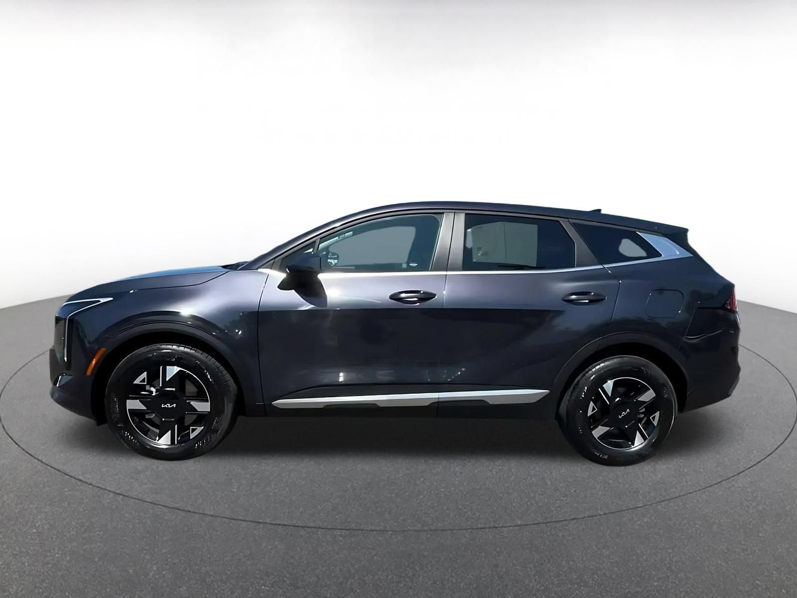 Used 2026 Kia Sportage LX AWD/4WD image 8