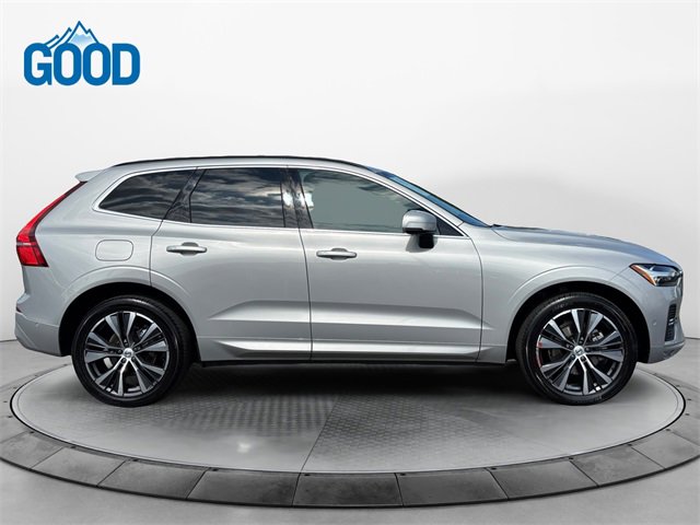 Used 2022 Volvo XC60 B5 Momentum w/ Advanced Package image 6