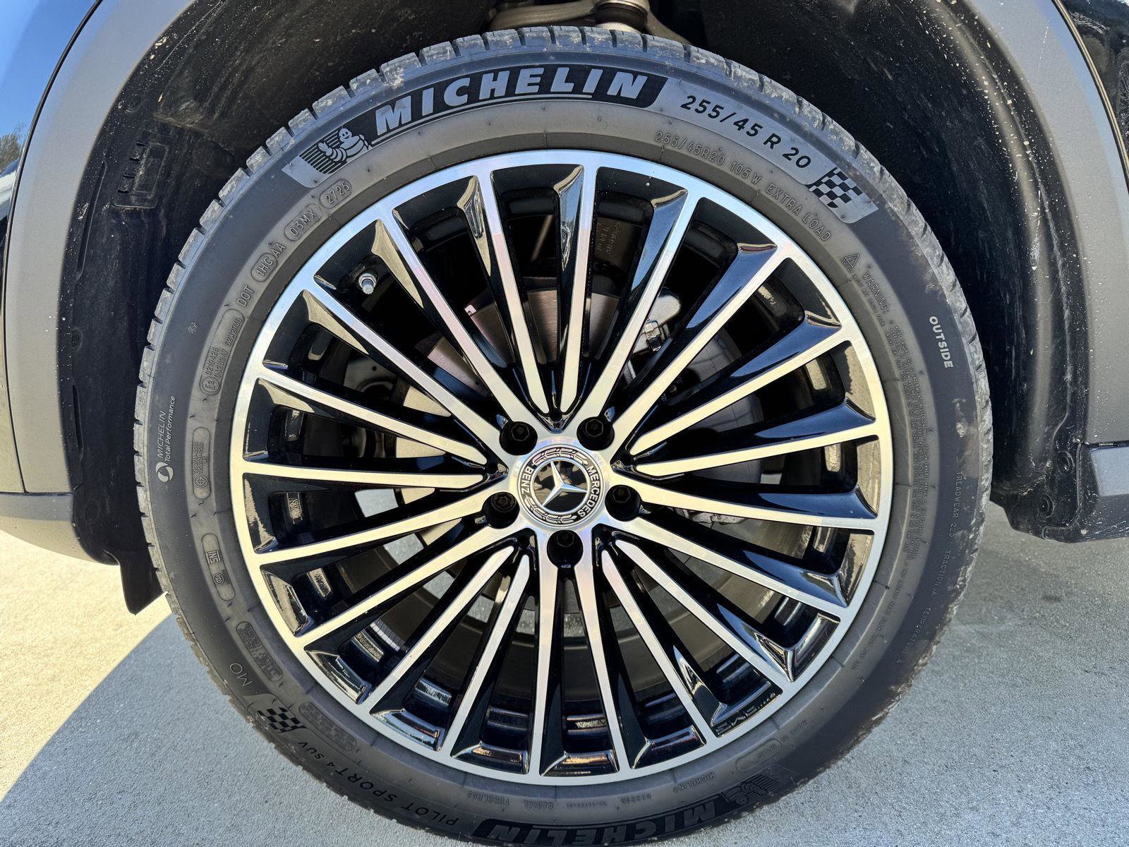 Certified 2026 Mercedes-Benz GLC 300 image 4