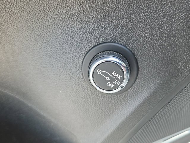 Used 2023 Buick Envision Avenir AWD/4WD image 25
