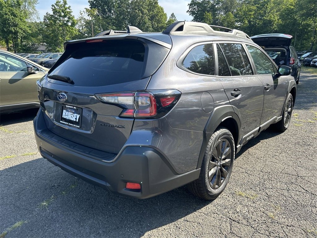 Certified 2025 Subaru Outback Onyx Edition image 8