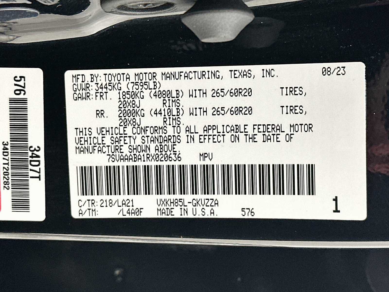 Used 2024 Toyota Sequoia Platinum AWD/4WD image 32