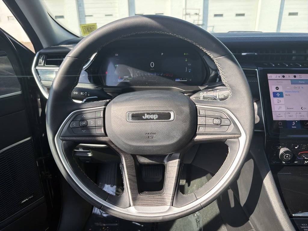 Used 2023 Jeep Grand Cherokee 4WD 4xe image 21