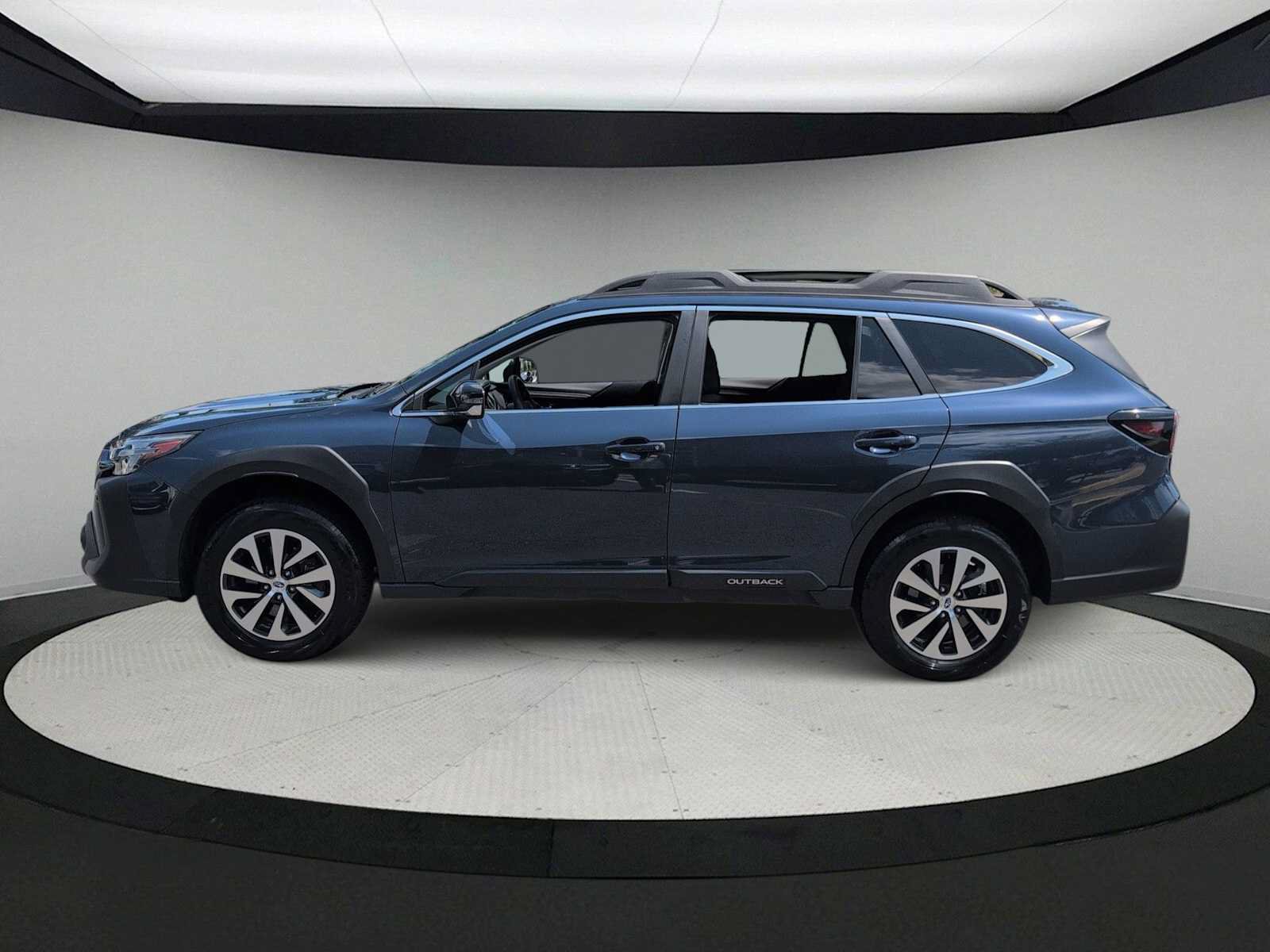Used 2024 Subaru Outback Premium w/ Popular Package #1A AWD/4WD image 5