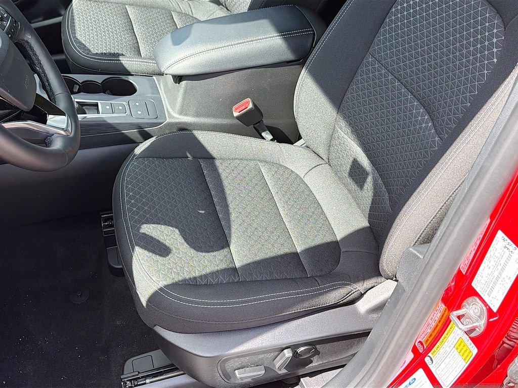 Used 2024 Ford Escape Active AWD/4WD image 20