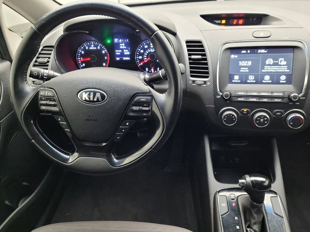 Used 2017 Kia Forte S image 22