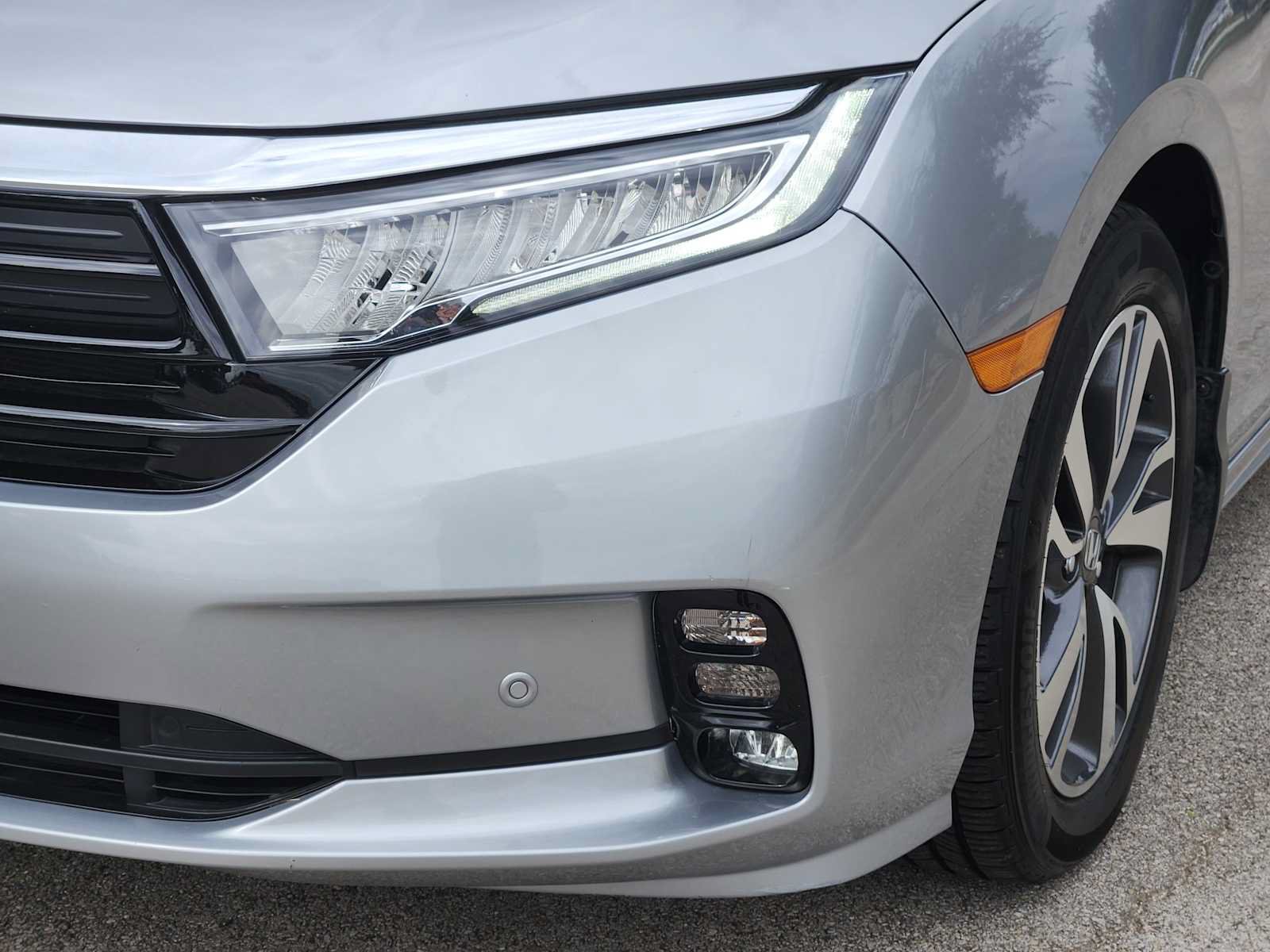 Certified 2024 Honda Odyssey Touring image 7