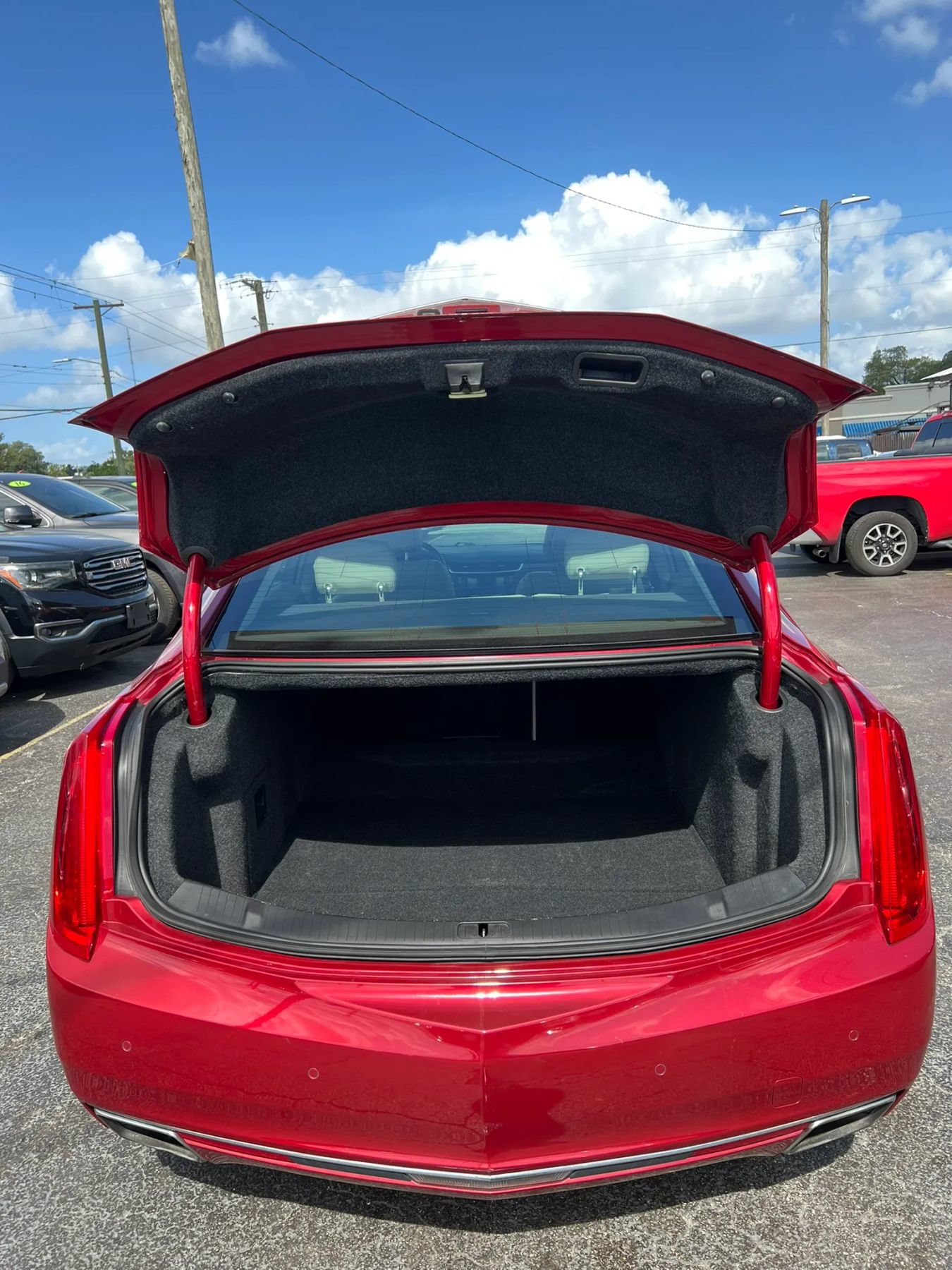 Used 2013 Cadillac XTS Luxury FWD image 20
