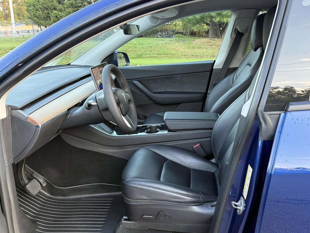 Used 2020 Tesla Model Y Long Range AWD/4WD image 11