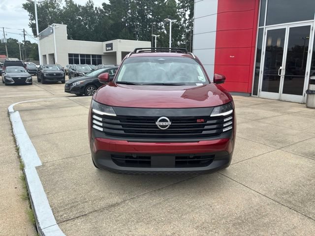 Used 2025 Nissan Kicks SR FWD image 2