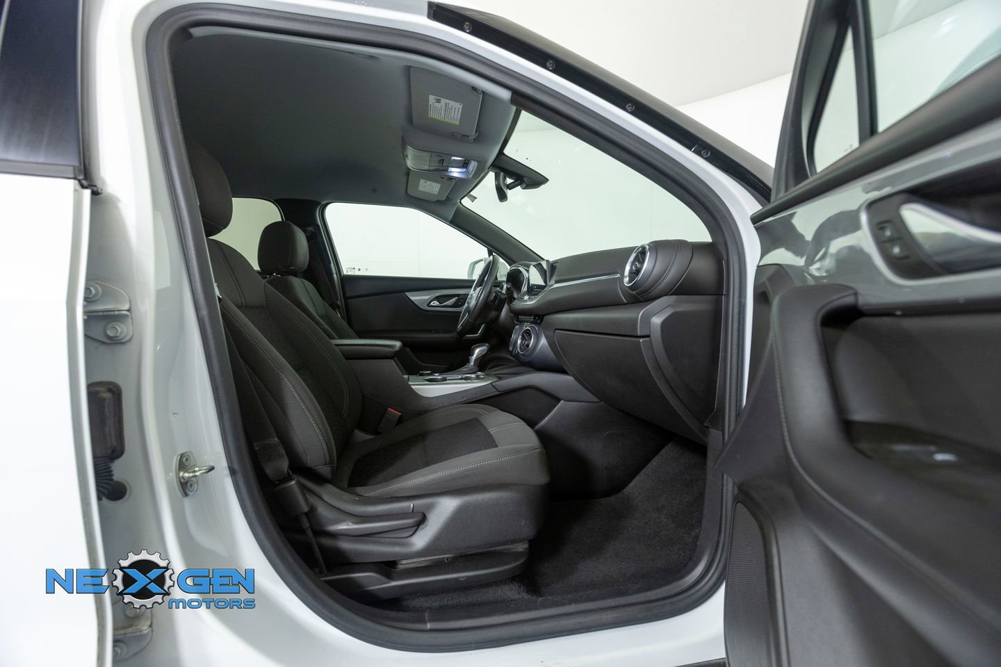 Used 2019 Chevrolet Blazer LT image 37