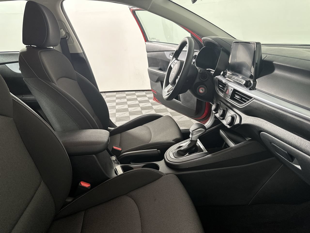 Certified 2023 Kia Forte LXS w/ LXS Technology Package FWD image 12