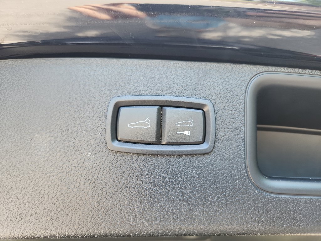 Certified 2021 Porsche Macan S image 47