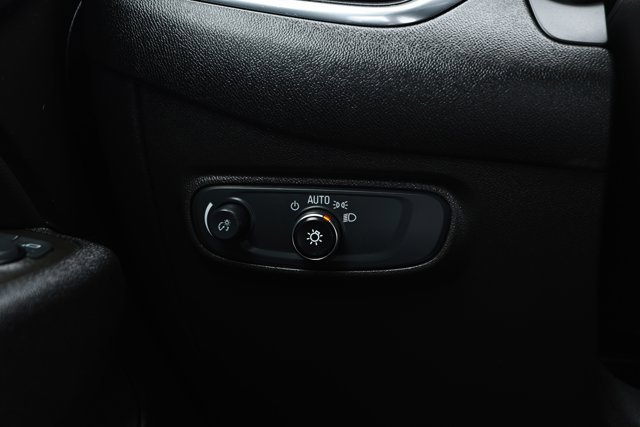 Used 2024 Chevrolet Equinox LT FWD image 15