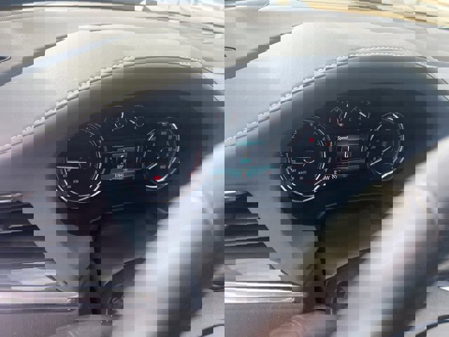 Used 2018 Buick Enclave Essence image 21