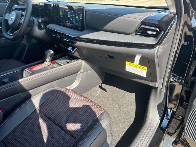 New 2027 Nissan Kicks SR FWD image 15