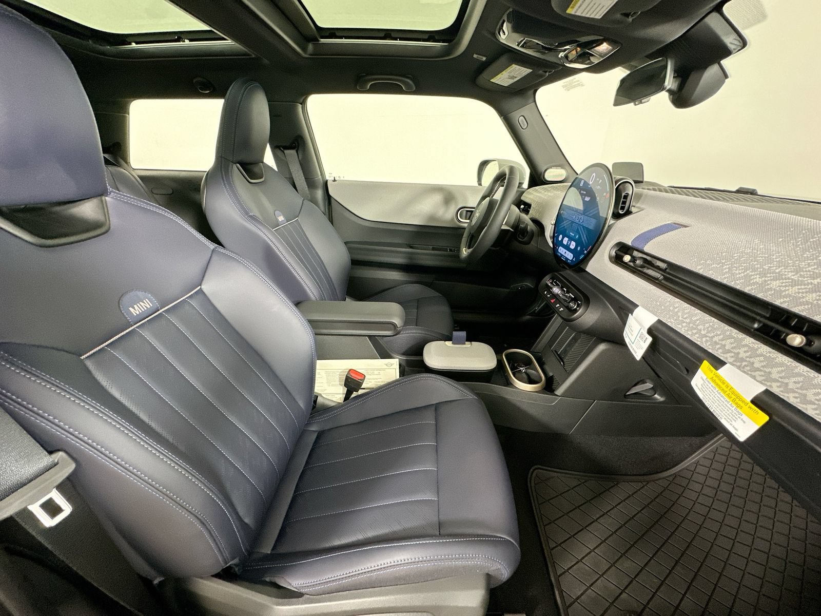 New 2026 MINI Cooper 2-Door Hardtop FWD image 38