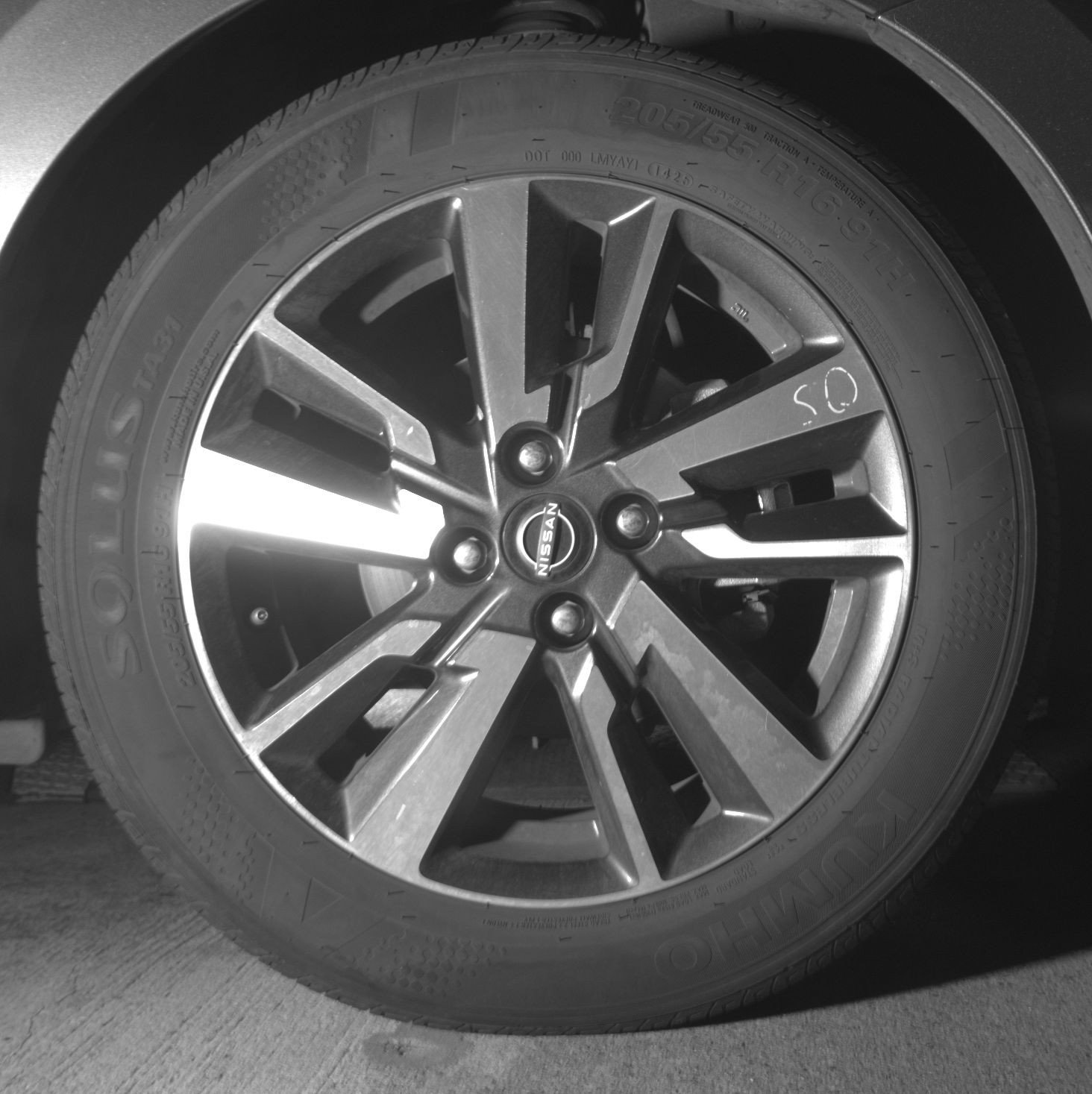 Used 2025 Nissan Versa SV image 13