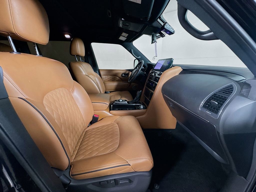 Used 2024 INFINITI QX80 Sensory AWD/4WD image 38