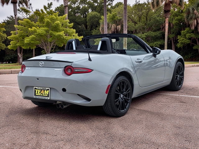 New 2026 MAZDA MX-5 Miata Club w/ Interior Package RWD image 5