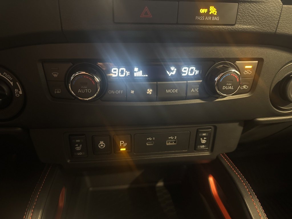 Used 2022 Nissan Frontier PRO-4X image 8