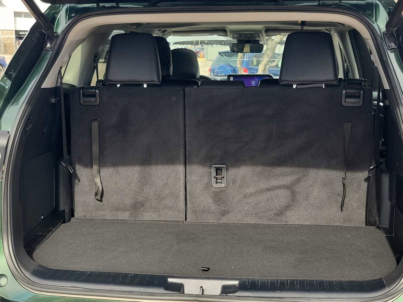 Used 2023 Toyota Highlander Limited image 15