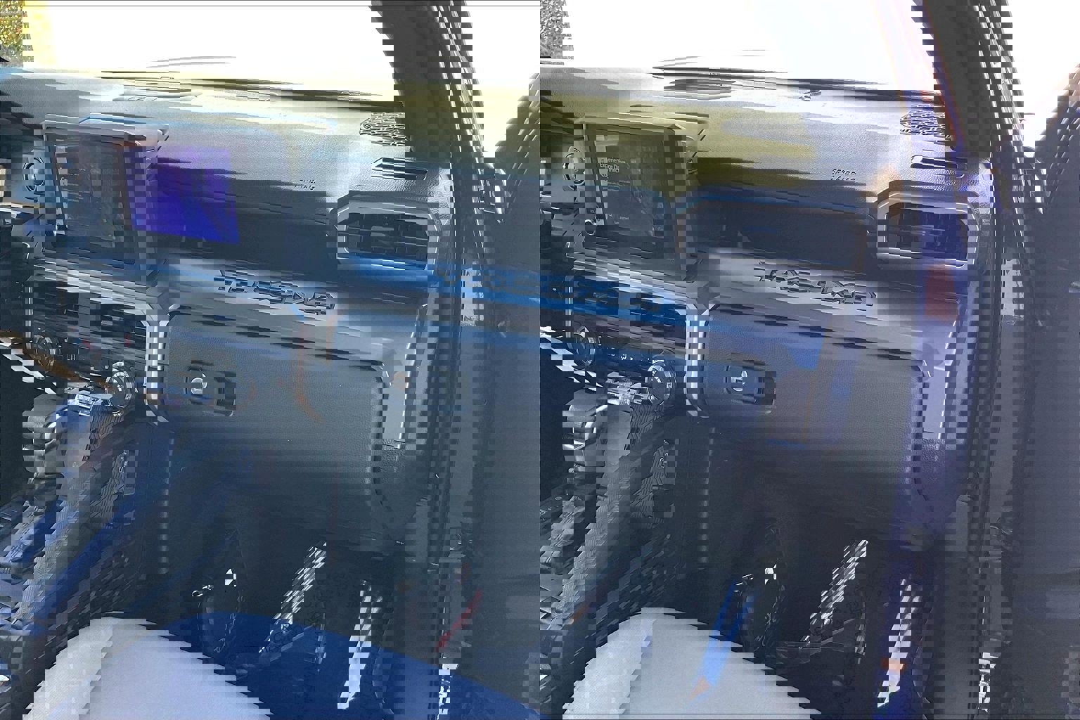 Used 2024 Toyota Tacoma SR5 image 21