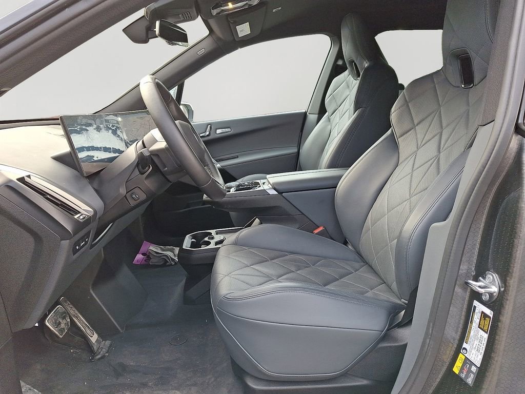 Certified 2026 BMW iX xDrive45 w/ M Sport Package image 13