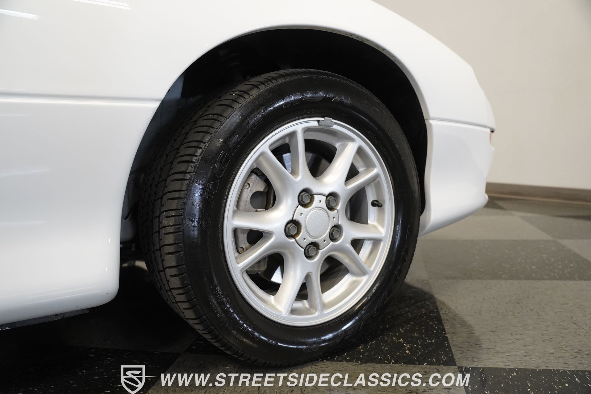 Used 2001 Chevrolet Camaro Z28 w/ Preferred Equipment Group image 35