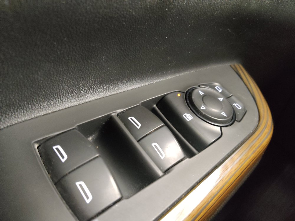 Used 2018 GMC Acadia SLE FWD image 27