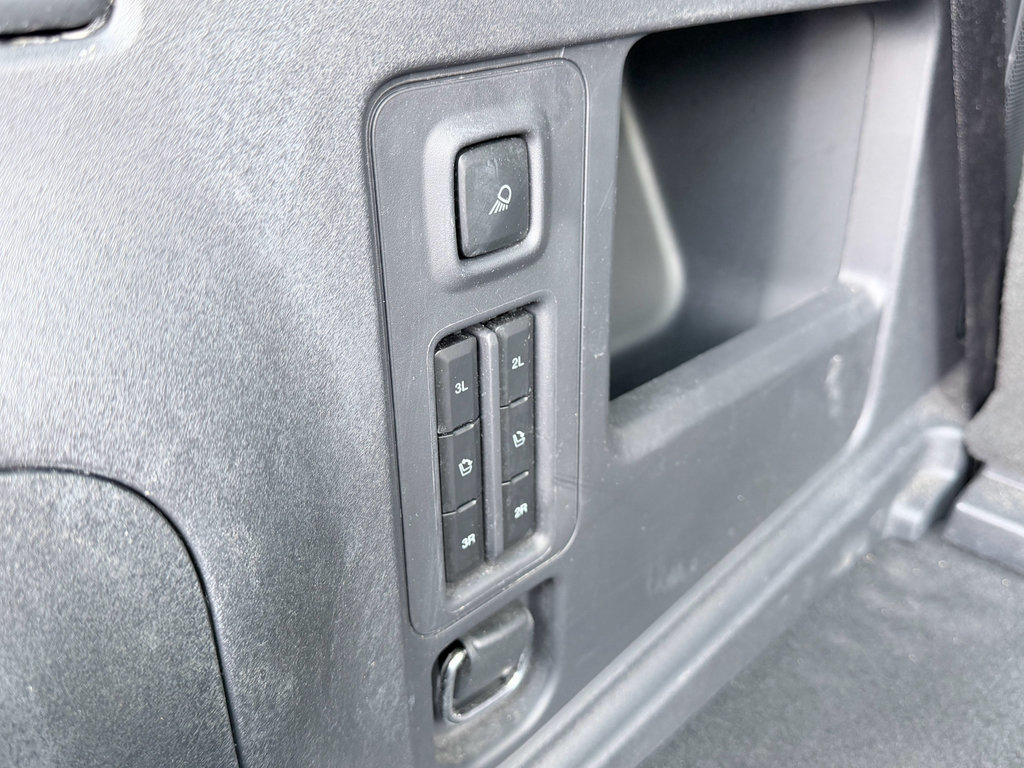 Used 2025 Ford Expedition Platinum AWD/4WD image 11