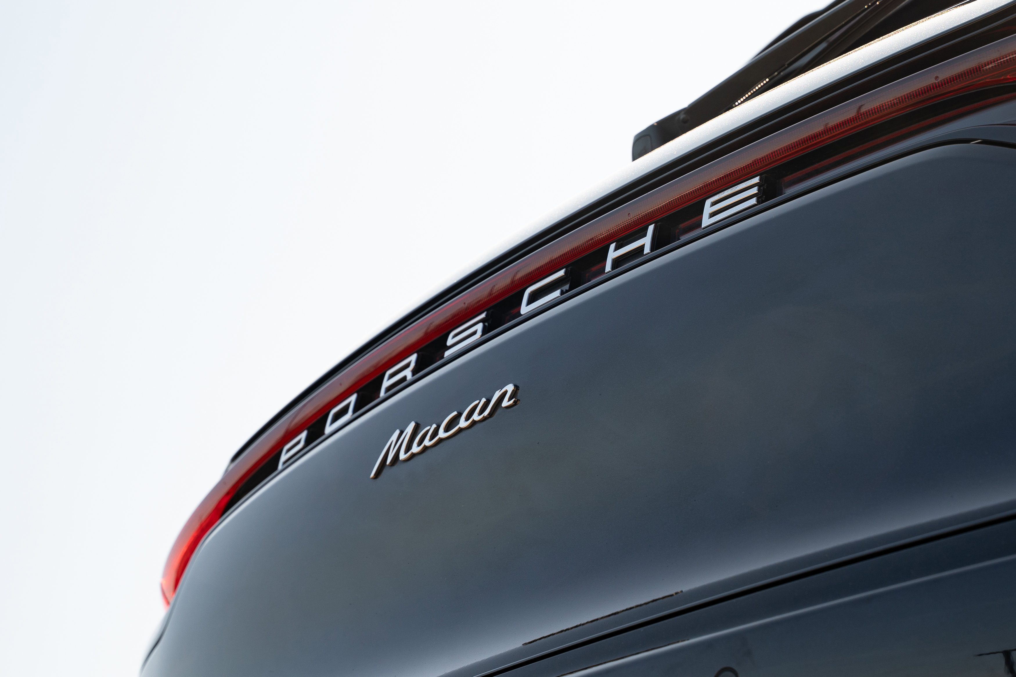Used 2022 Porsche Macan image 31