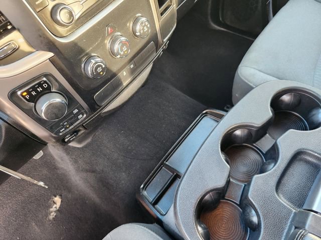 Used 2021 RAM 1500 Classic SLT image 19