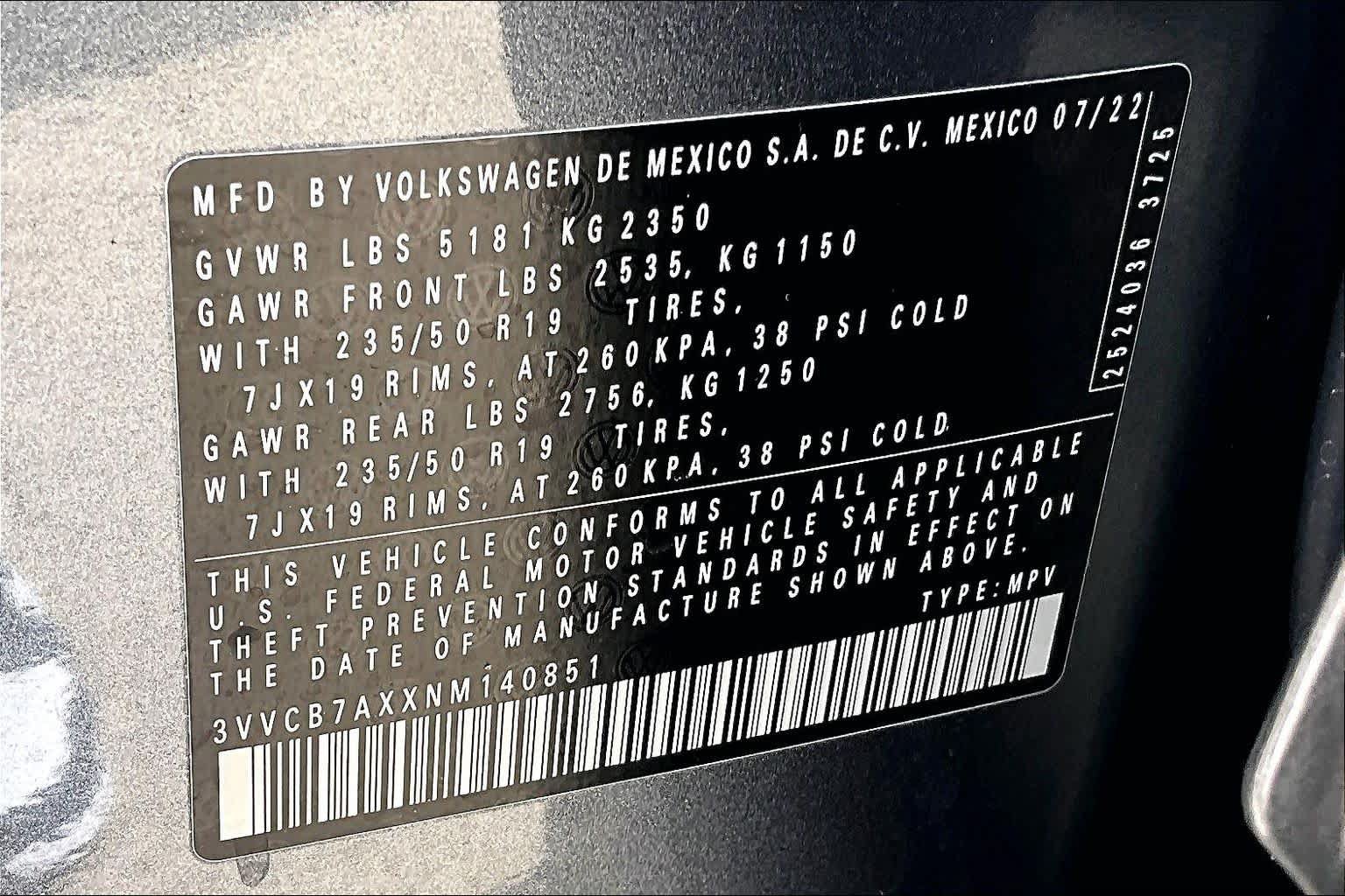 Used 2022 Volkswagen Tiguan SE R-Line FWD image 35
