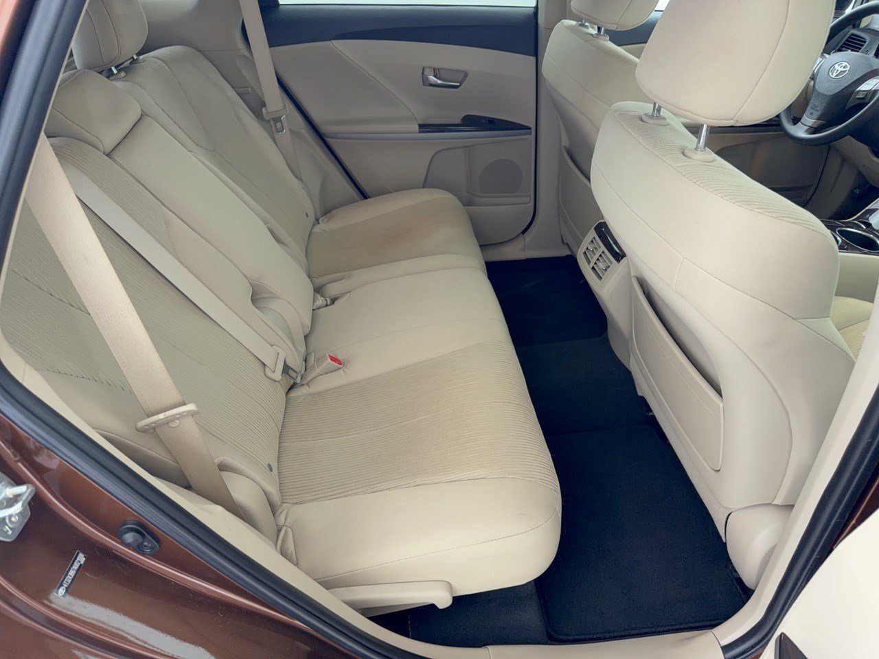 Used 2010 Toyota Venza w/ Convenience Pkg FWD image 29